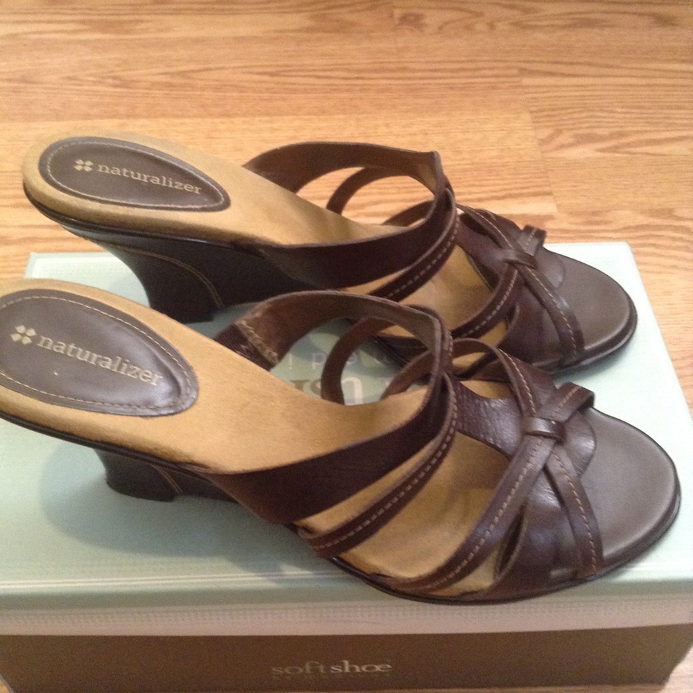 💜Naturalizer Wedges💜 - Picture 3 of 3